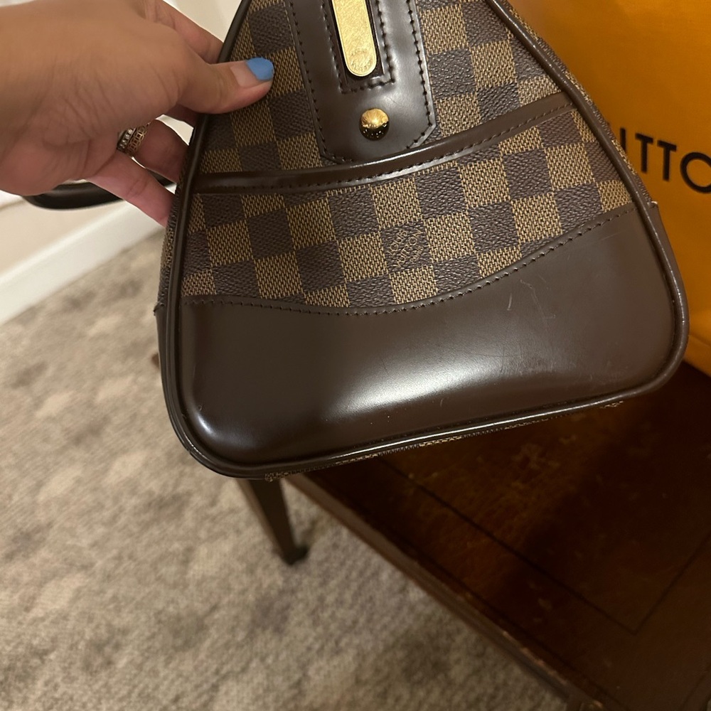 Louis Vuitton Berkeley - Picture 9 of 16